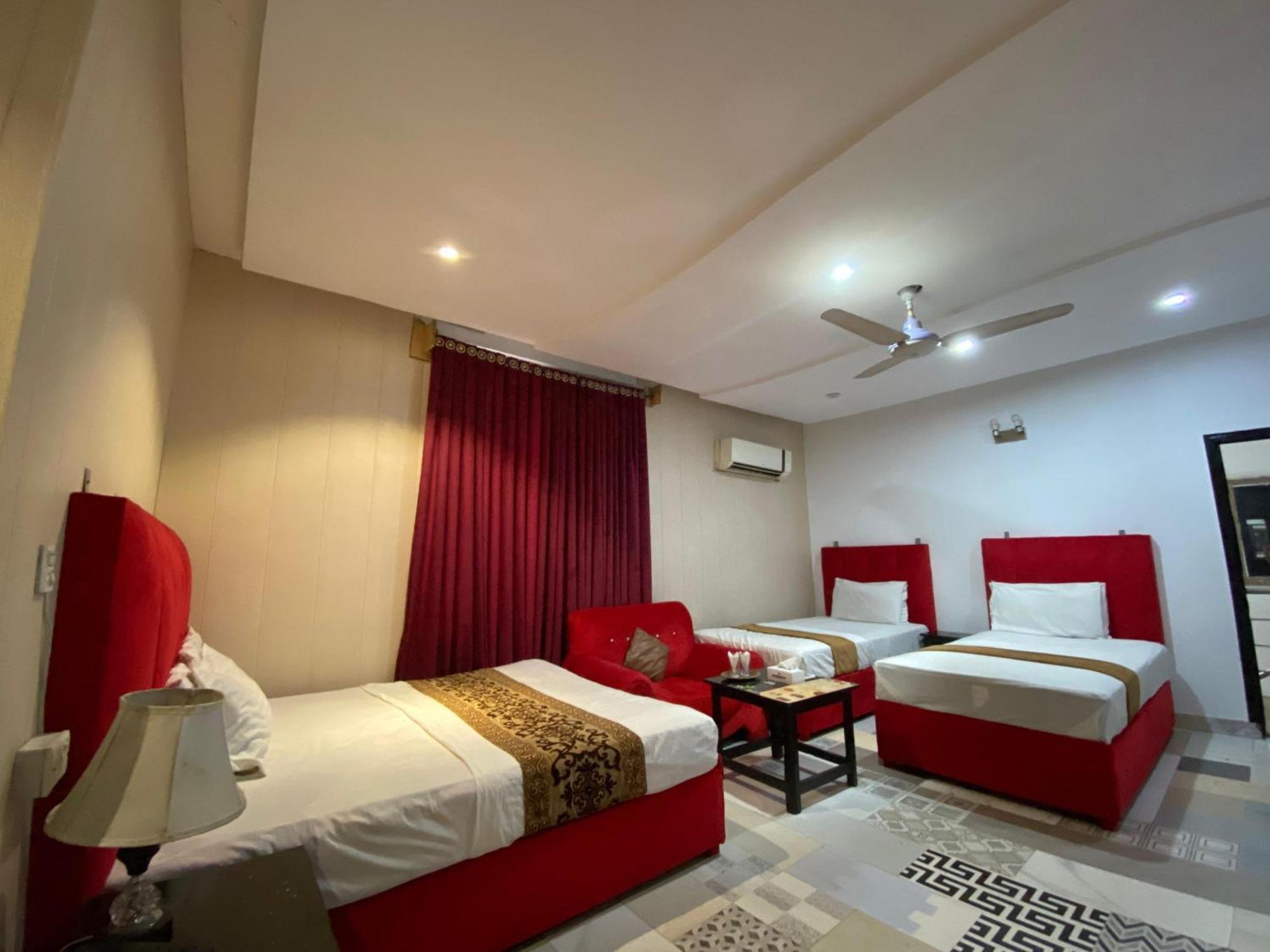Hotel Tulip Inn, Gulberg Lahore Eksteriør billede