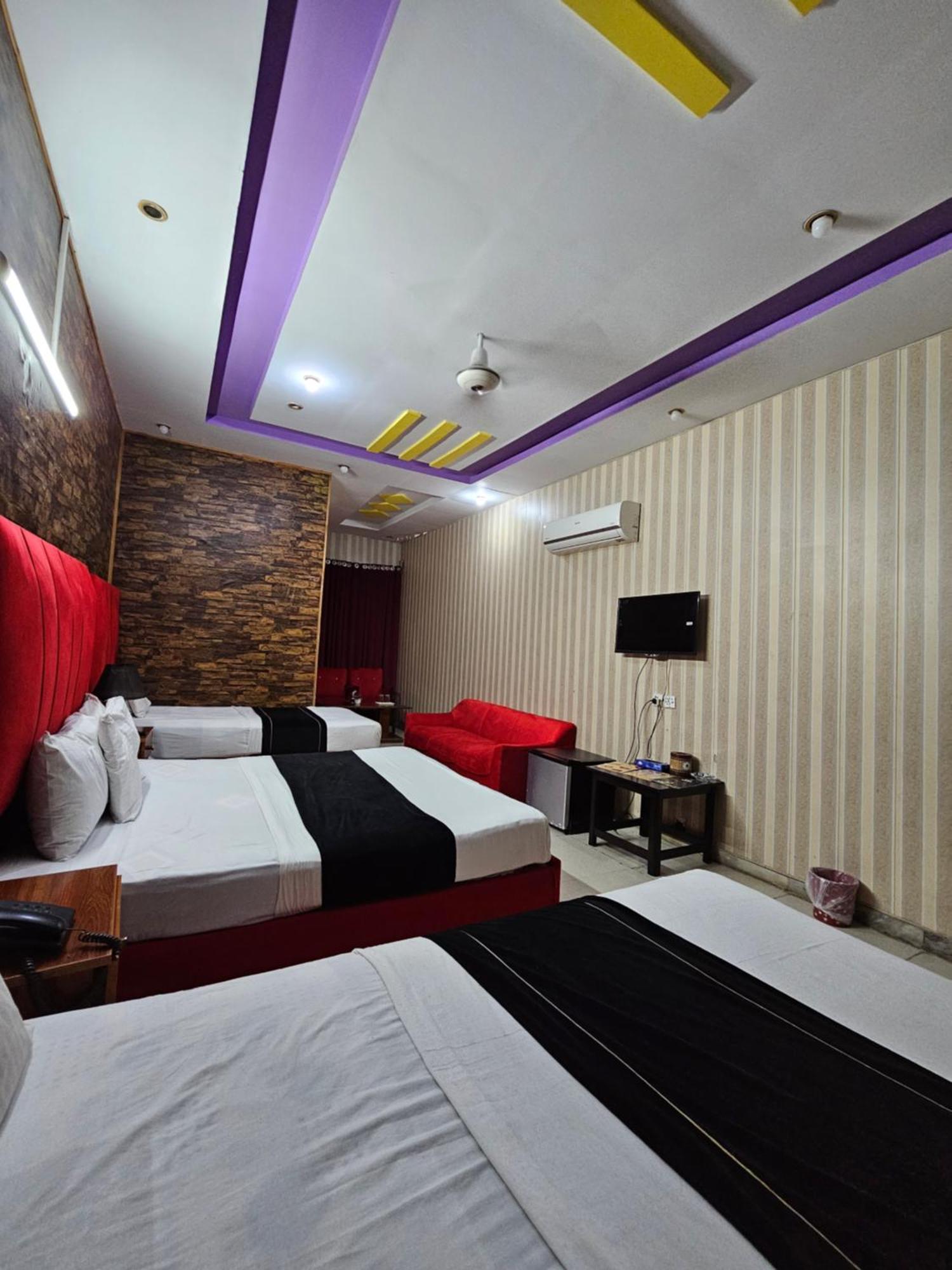Hotel Tulip Inn, Gulberg Lahore Værelse billede
