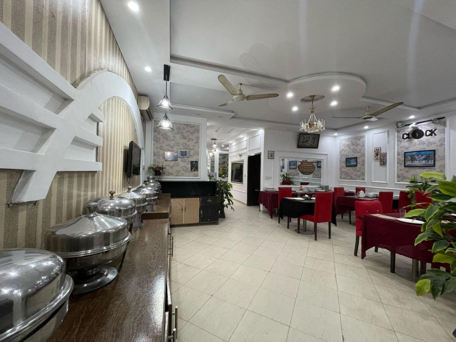 Hotel Tulip Inn, Gulberg Lahore Eksteriør billede