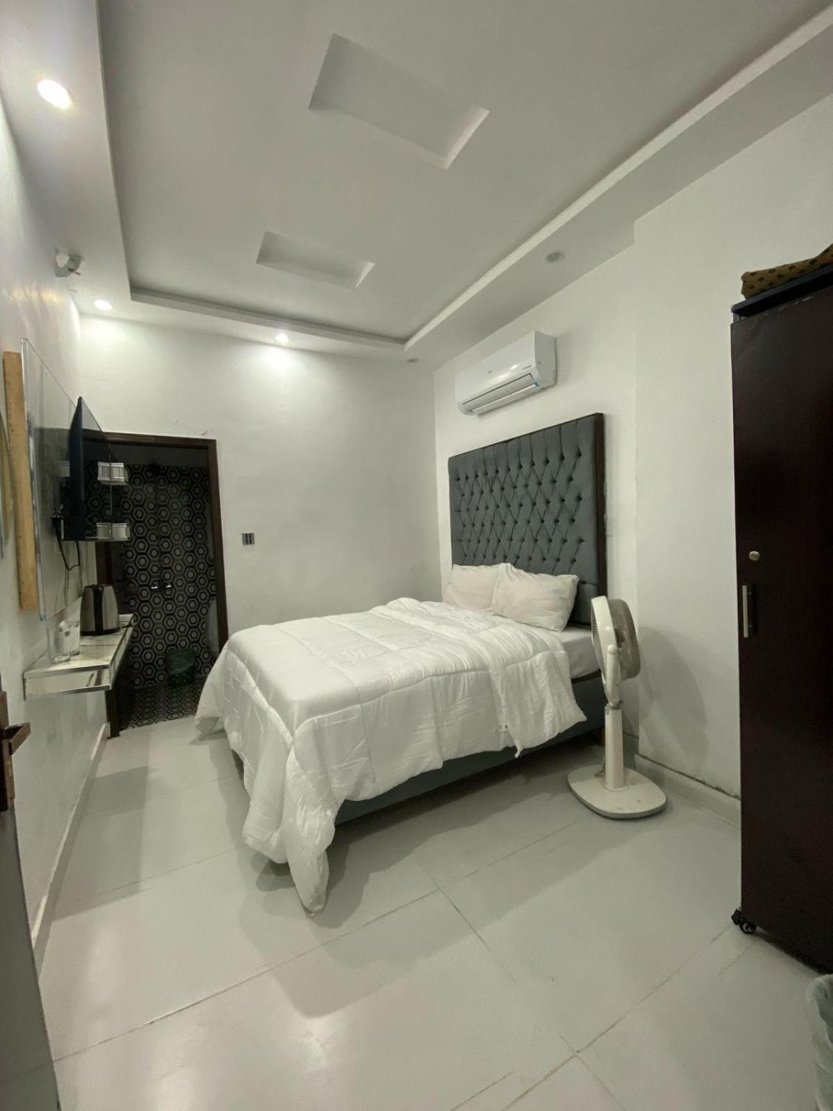 Hotel Tulip Inn, Gulberg Lahore Eksteriør billede